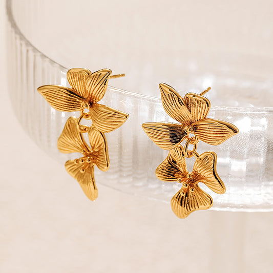 Flower Retro Stud Earrings (18K Gold Plated)
