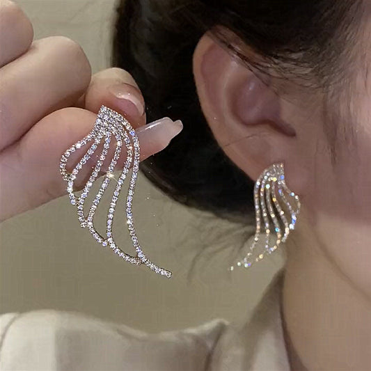 Light Sparkling Full Rhinestone Wings Retro Earrings